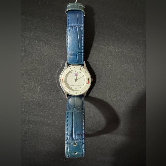 Vintage Tommy Hilfiger Leather Blue Wristband Watch - Picture 1 of 4